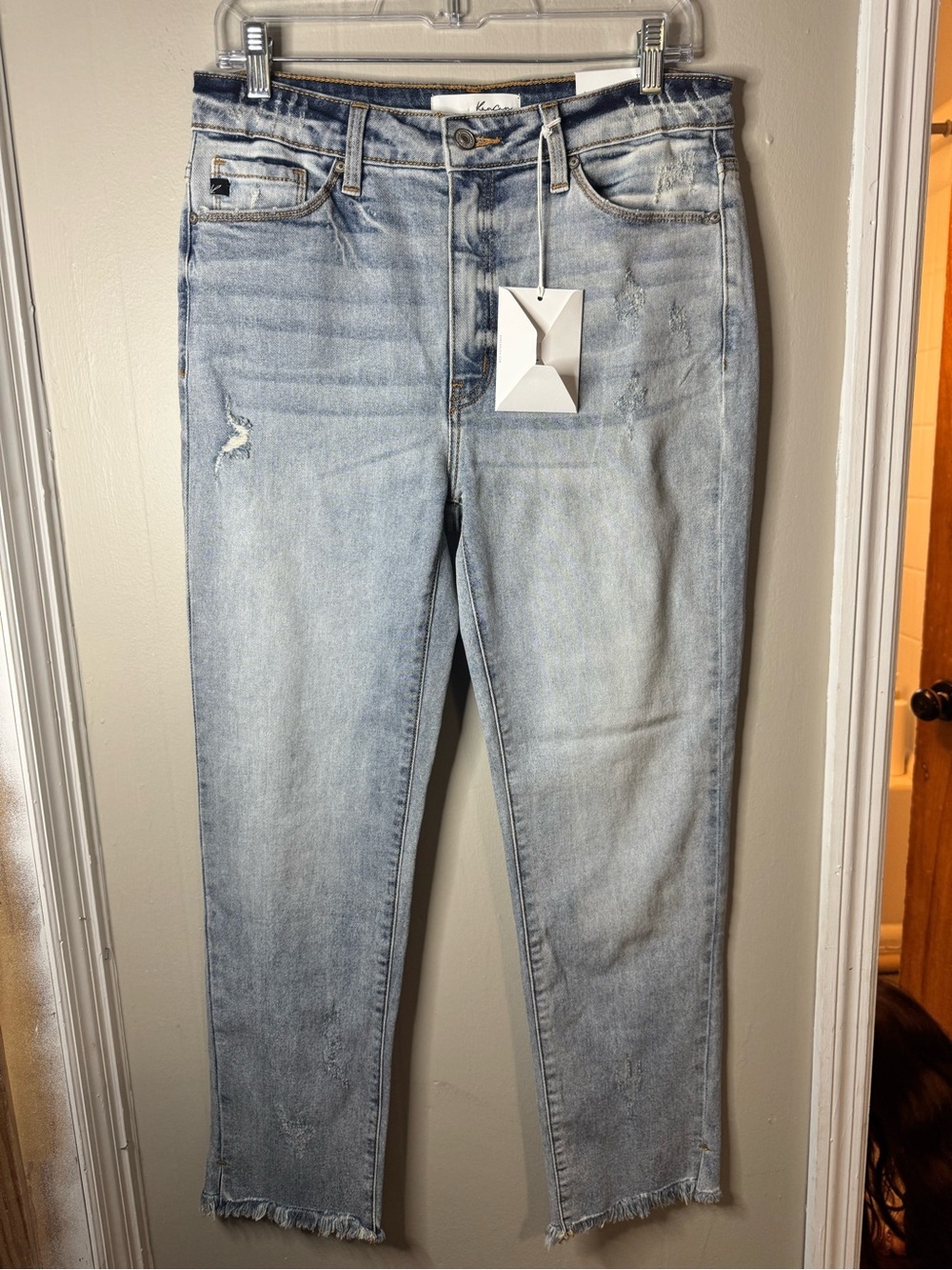 Kancan NWT Light Wash Women’s Jeans - Casual Straight Leg Size 11 / 29